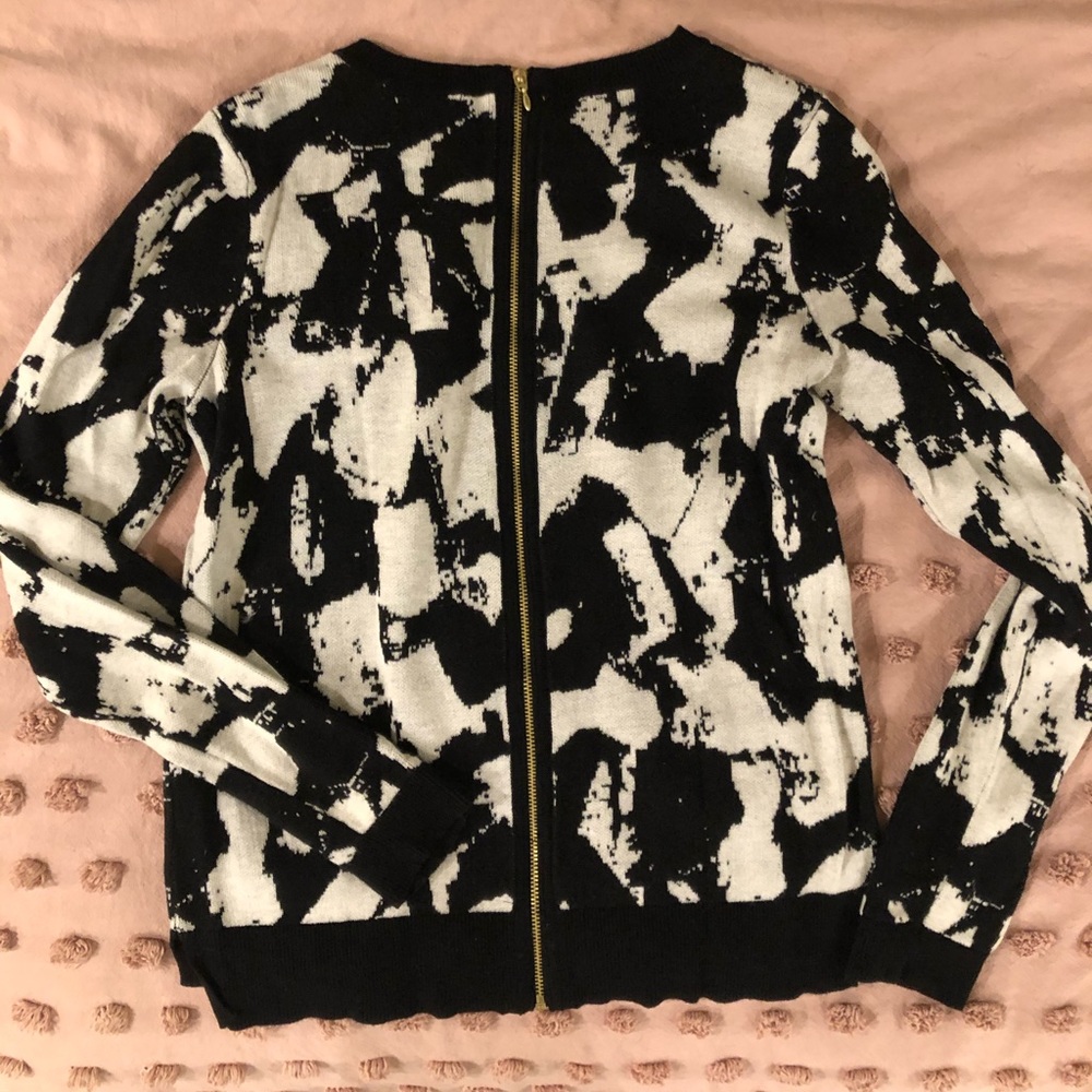 Cookies ‘n Cream Sweater 😋